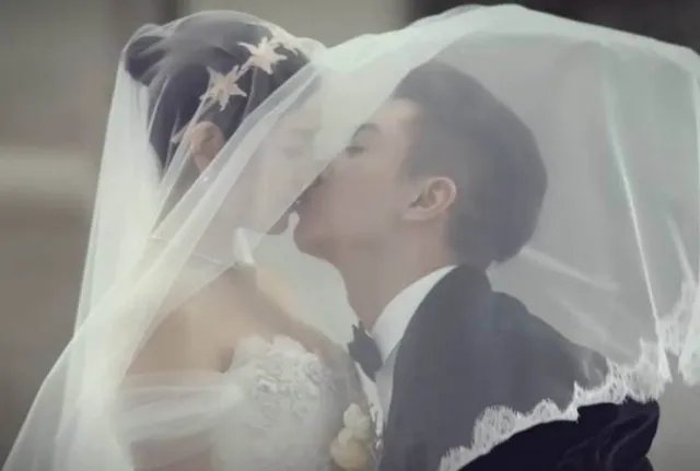 为何“过儿”陈晓娶了“小龙女”陈妍希后，再也笑不出来了呢？