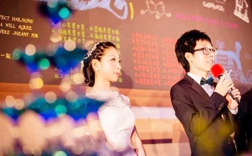 婚礼新郎答谢词推荐 简短感人的答谢词