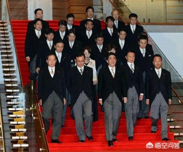 哪些日本政要因政治献金问题辞职,你怎么看?