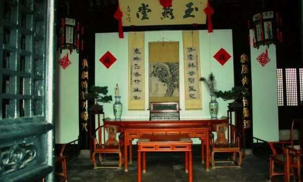 请问上海到周庄怎么坐车最快?以及周庄的景点介绍,谢谢。