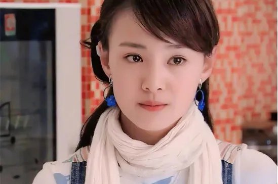 郑爽16岁就被北电录取,18岁启动开挂人生,如今怎么样?