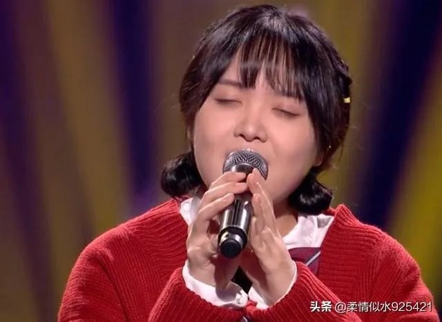 在9月6日的《中国好声音》冠军争夺战中,李荣浩当场指出自己的两位学员的错误,你怎么看?