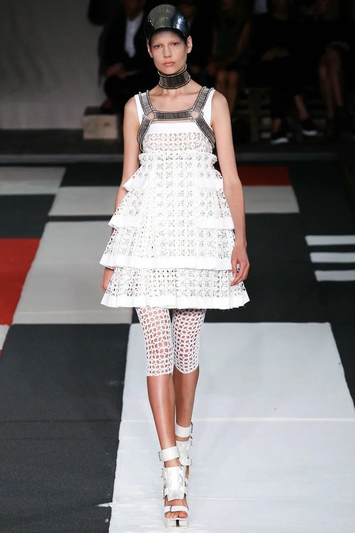 【设计快讯】巴黎时装周直击-2！Alexander McQueen 2014春夏女装