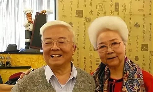 田华:从贫民女到艺术家,一家四口皆患癌去世,今92岁为何仍要挣钱养家?