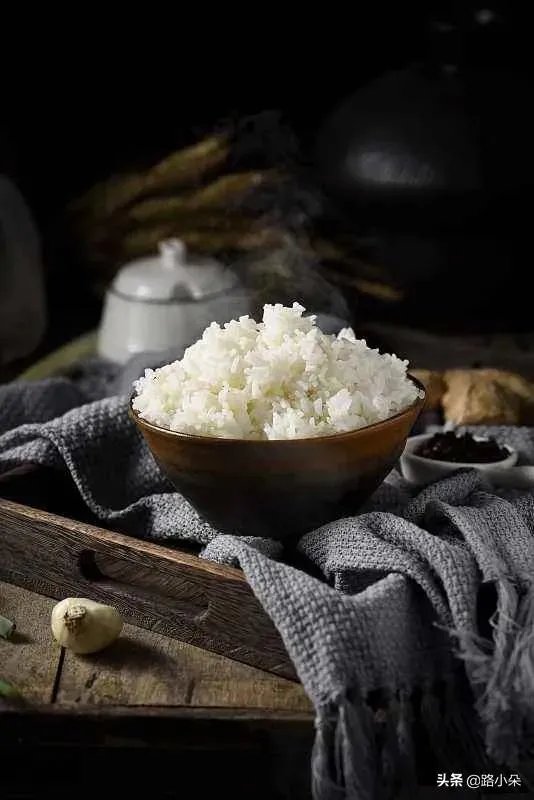 美食摄影。东北稻田米,如何拍摄出“颗颗饱满粒粒香”的效果?
