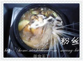 朝鲜美食—酱香浓郁的朝鲜大酱汤 된장국