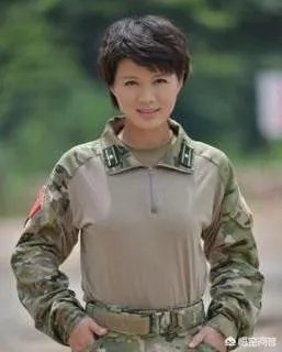 特总兵之,火凤凰的教导员是谁?