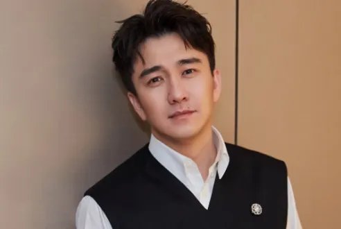 女有王珞丹、男有翟天临,为了翻红用低级手段炒作,如何看待这件事?