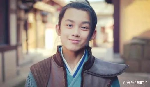 吴磊新剧开机!和大7岁热巴演情侣太违和。你觉得有戏吗?