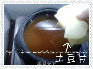 朝鲜美食—酱香浓郁的朝鲜大酱汤 된장국
