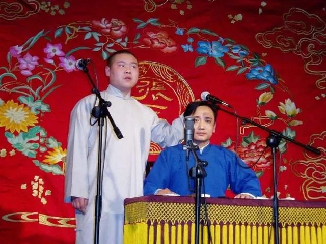 岳云鹏原来和谁搭裆