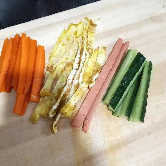 寿司制作过程图片大全?