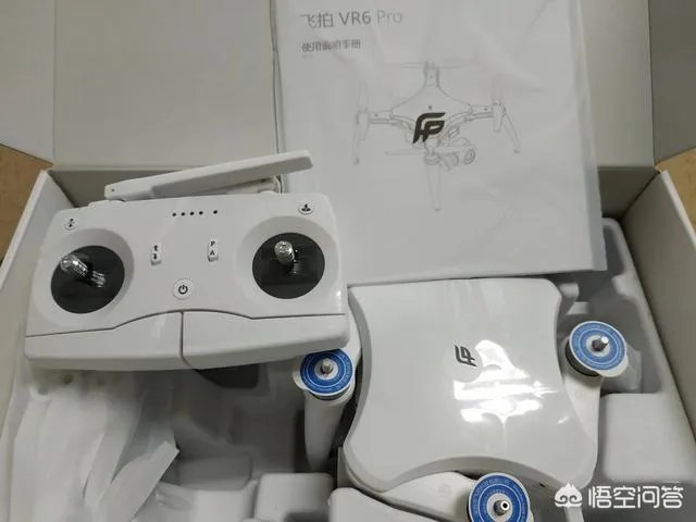 第一次买无人机大概多少钱的可以,容易上手么?
