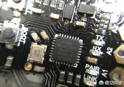 国内DFRobot和Seeed Studio两家哪家生产的Arduino电路板质量更好?
