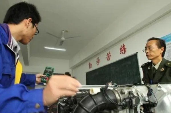 下岗职工、农民工等报考高职可免文化考试,曾经什么样的人报考高职?