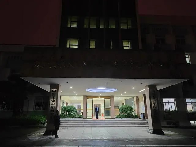 袁隆平逝世,有多少人为他悼念,并且为他送行?