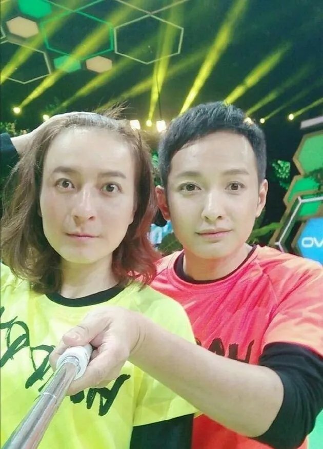 网友称吴昕维嘉保安照太像了，你也是这么认为的吗？
