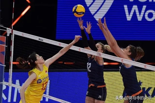 33-31,第3局,中国女排VS荷兰女排,为什么会惊现超高比分?