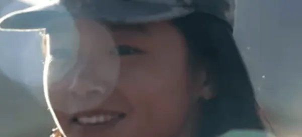 20岁姑娘当汽车兵驰骋川藏线获网友称赞,这样的小姐姐你爱了吗?