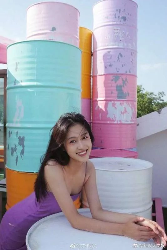王彦霖承认与艾佳妮恋情,他们是如何相识相恋的?