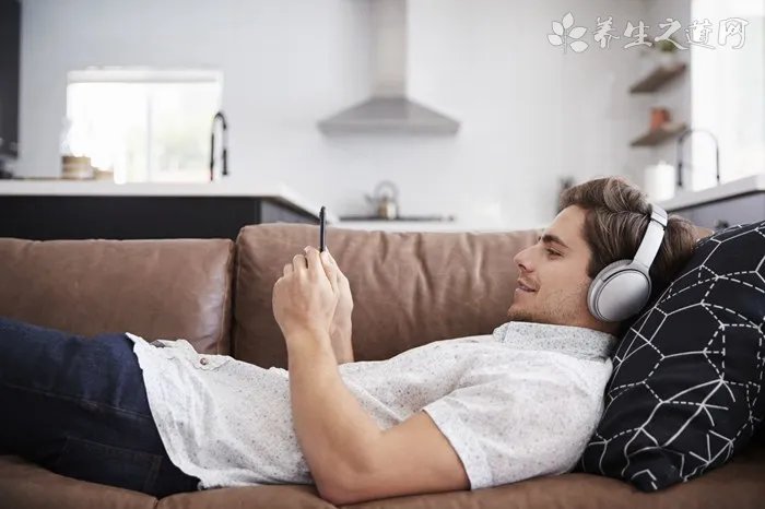 生活窍门一点通，床上潮湿怎么变干燥点？