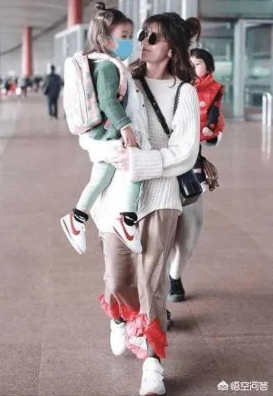 如何评价贾静雯晒女儿的合照?