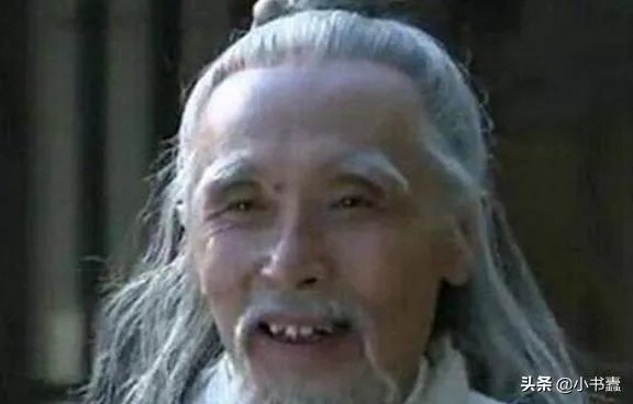 《三国演义》中,水镜先生是怎样的一个人?有人说水镜先生深不可测,是这样吗?