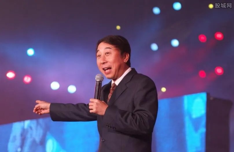 冯巩的徒弟都有谁 这些大明星竟然都是冯巩徒弟