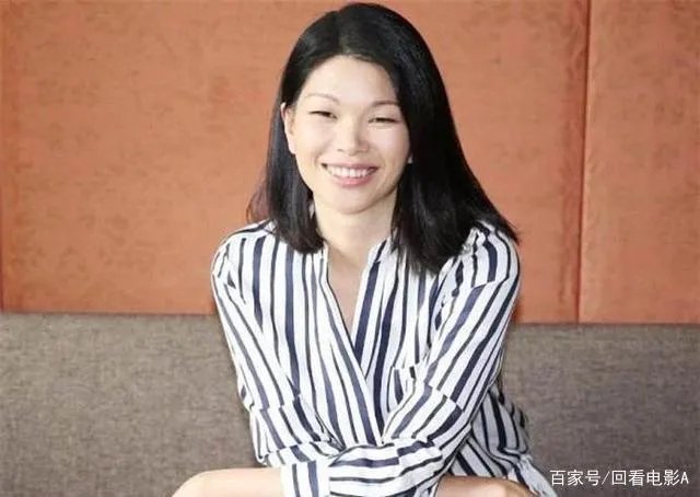 吕燕被称国内“最丑”超模,却嫁法国豪门,如今过得怎样?