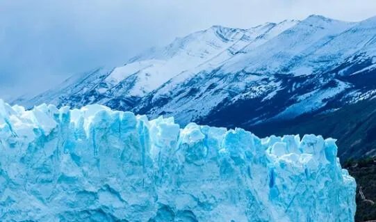 世界最大冰山已融化分裂是怎么回事 科学家:和气候变暖无关