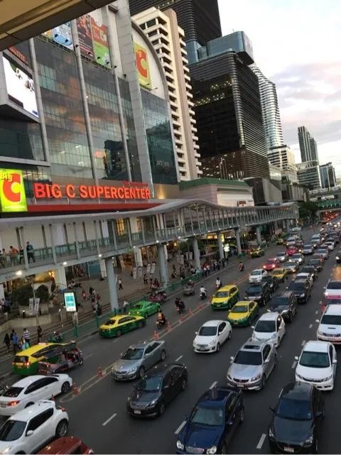 想去泰国自由行,不知道泰国的哪些地方最值得去呢,泰式马杀鸡是不是必玩项目呢?