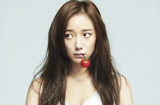 女有王珞丹、男有翟天临,为了翻红用低级手段炒作,如何看待这件事?
