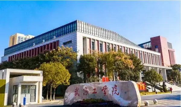 大一新生入学仅3天猝死,学校为何只愿意出15万的补偿金?