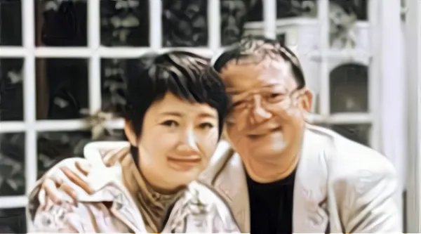 因拒绝生孩子被王刚抛弃的成方圆,后来是怎样报复的?