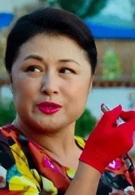 于月仙年轻时颜值惊艳,五官精致皮肤白皙,你是通过哪部作品认识她的?