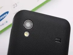 迷你时尚街机 行货三星S5830不足2000元