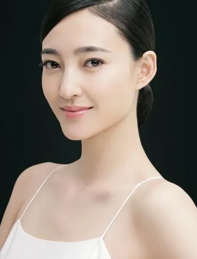 王丽坤平时做什么都要求VIP待遇,你怎么看?