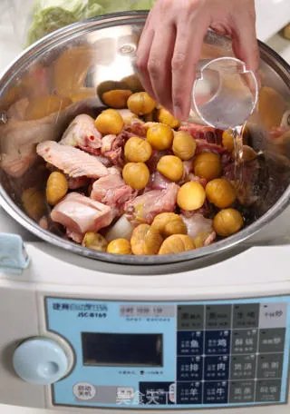栗子焖鸡