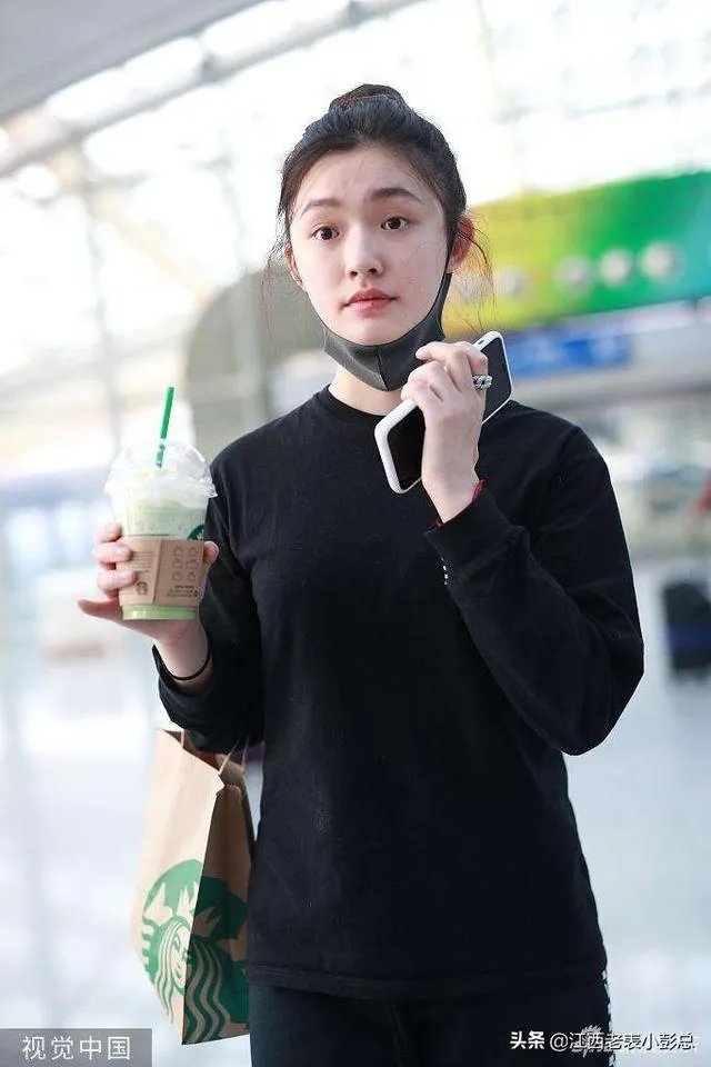 相比来说五官不是最精致的林允,为什么看起来反而更舒服?