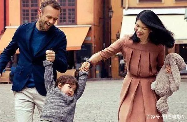 吕燕被称国内“最丑”超模,却嫁法国豪门,如今过得怎样?