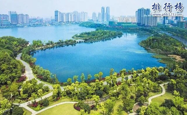 中国十大幸福城市2018:武汉全国第一,被称活力之城