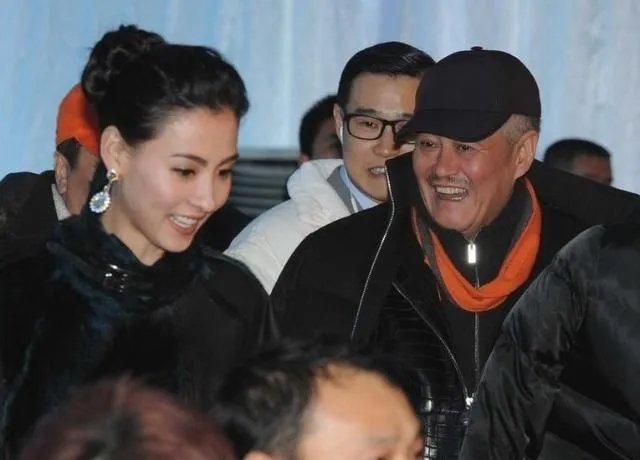 黄圣依为什么会拜赵本山为师?