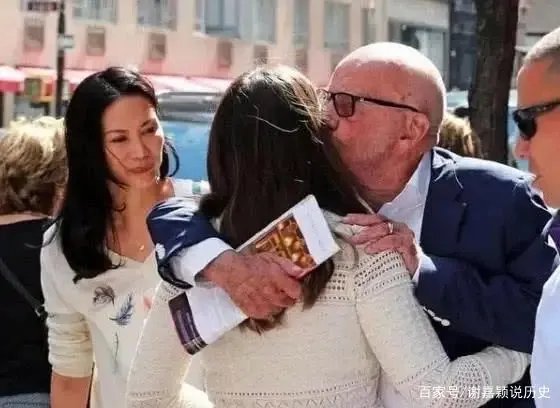 那个离婚分得百亿家产的邓文迪,如今过得怎么样了?