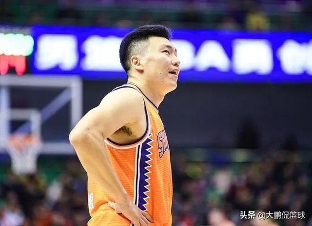 李根因伤缺战上海男篮比赛,被主教练李秋平所指责,对此你怎么看?