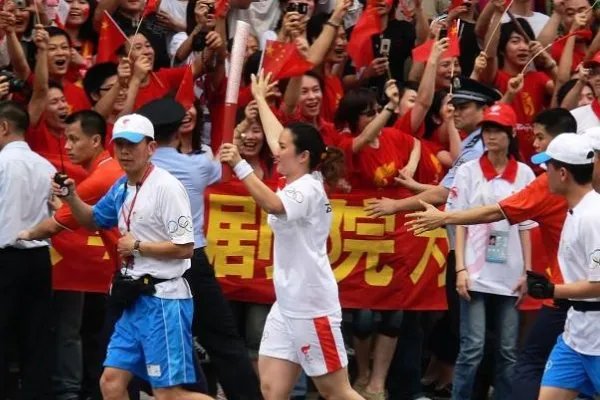 东京奥运火炬传递仪式马上就要到来,传递火炬最早起源于什么时候?
