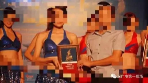 泳装照被发工作群原因曝光：这样的同事你怎么看待