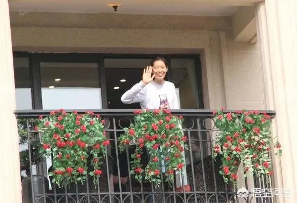 国际女排巨星年薪出炉,朱婷150万第一,博斯100万、埃格努仅15万,你怎么看?